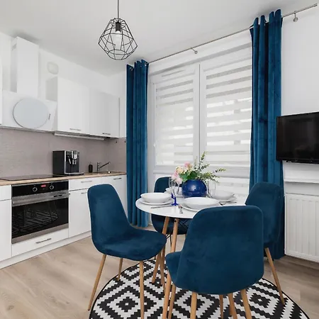 Cracow Royal Blue Apartment Avia Estate By Noclegi Renters Krakow Exterior photo