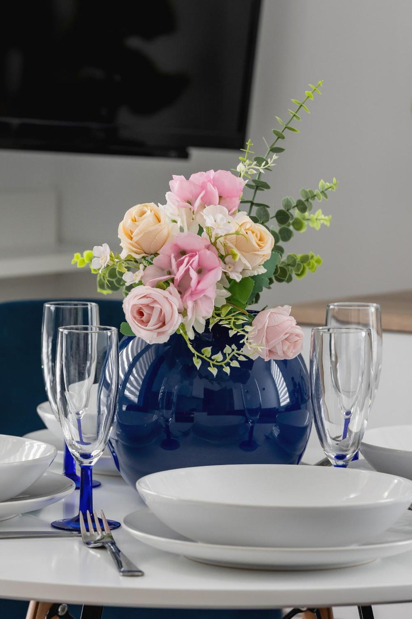 Cracow Royal Blue Avia Estate By Renters Apartment Krakow